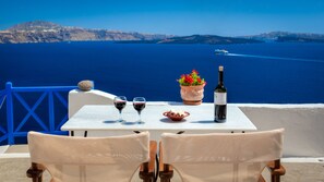View from property - Chelidonia Traditional Villas (Santorini)