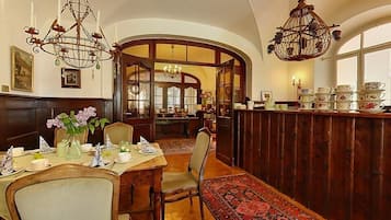 Desayuno buffet incluido todos los días
