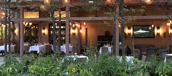 Delamar West Hartford