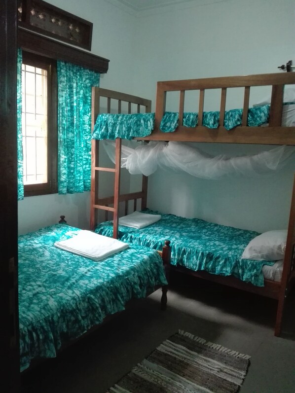 客房 | 熨斗/熨衣板