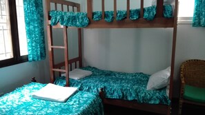 Habitación | Tabla de planchar con plancha 