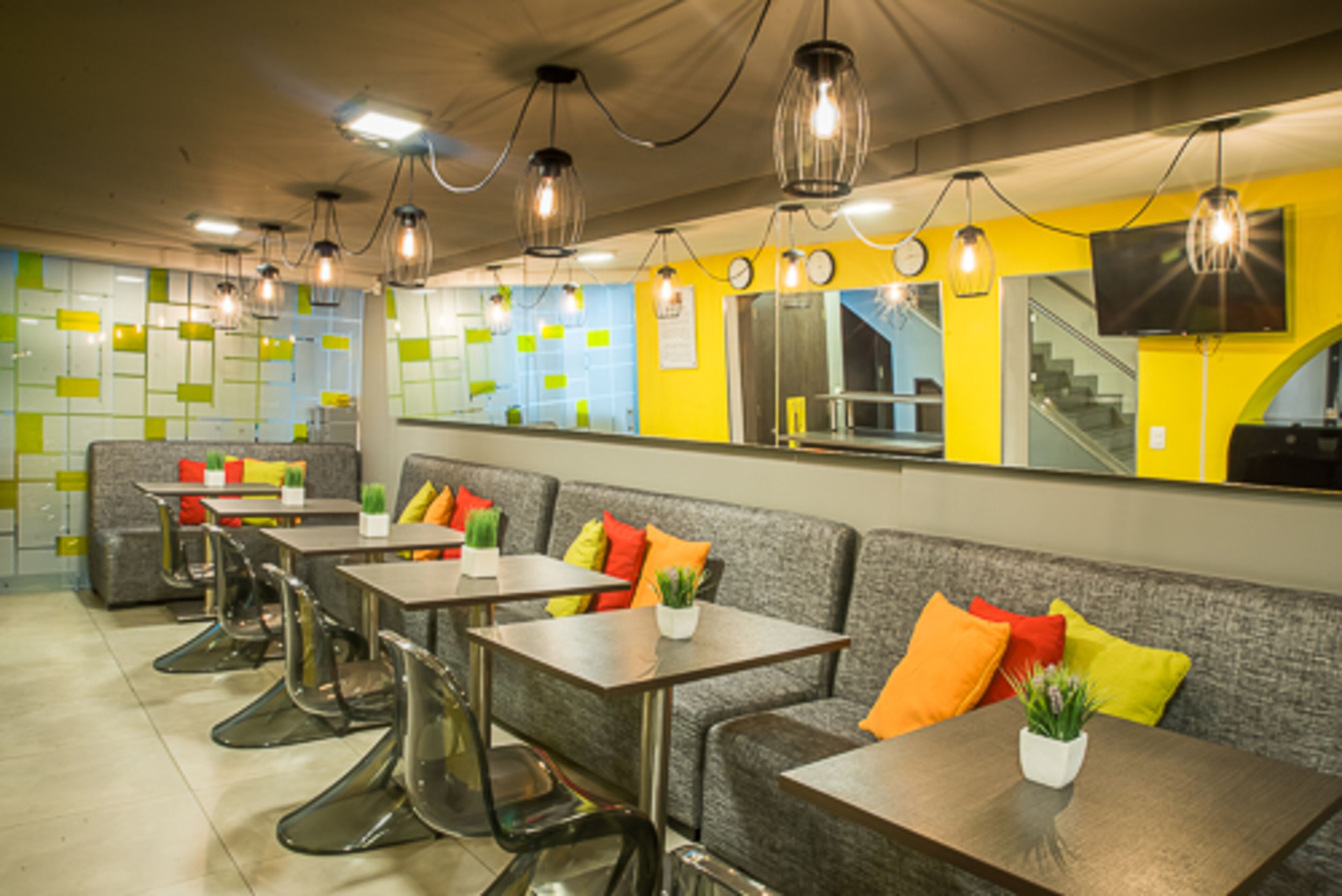 43-inch plasma tv with cable channels, tv