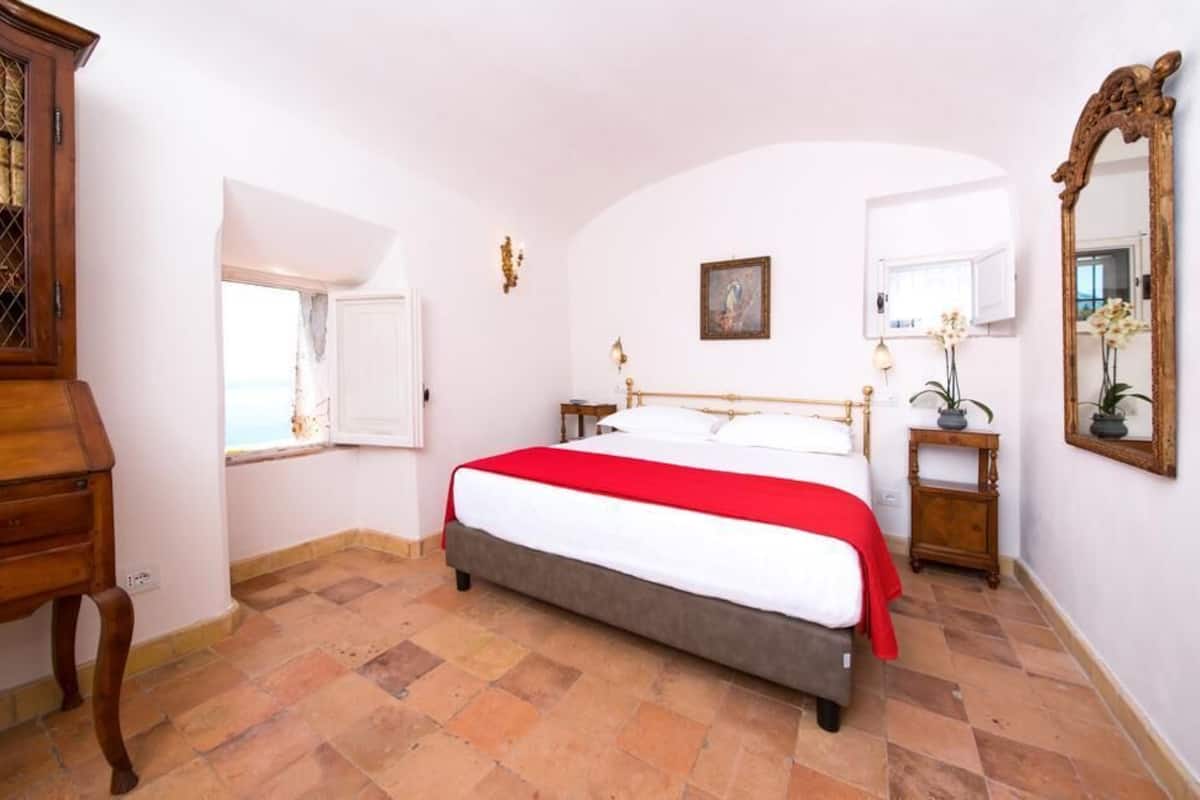 Ropa de cama de alta calidad, edredón y minibar