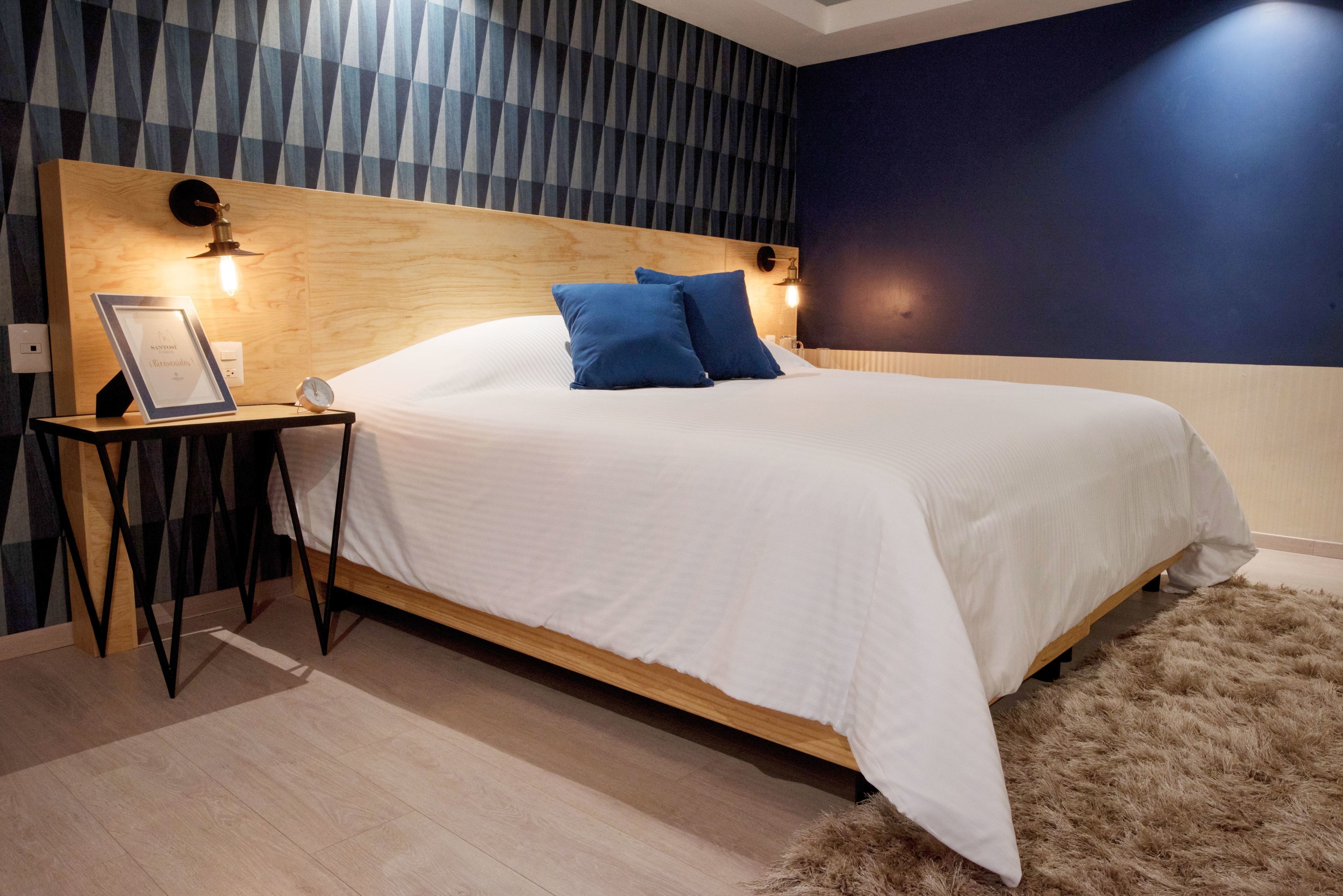 master suite | premium bedding, down duvets, iron/ironing board, free wifi
