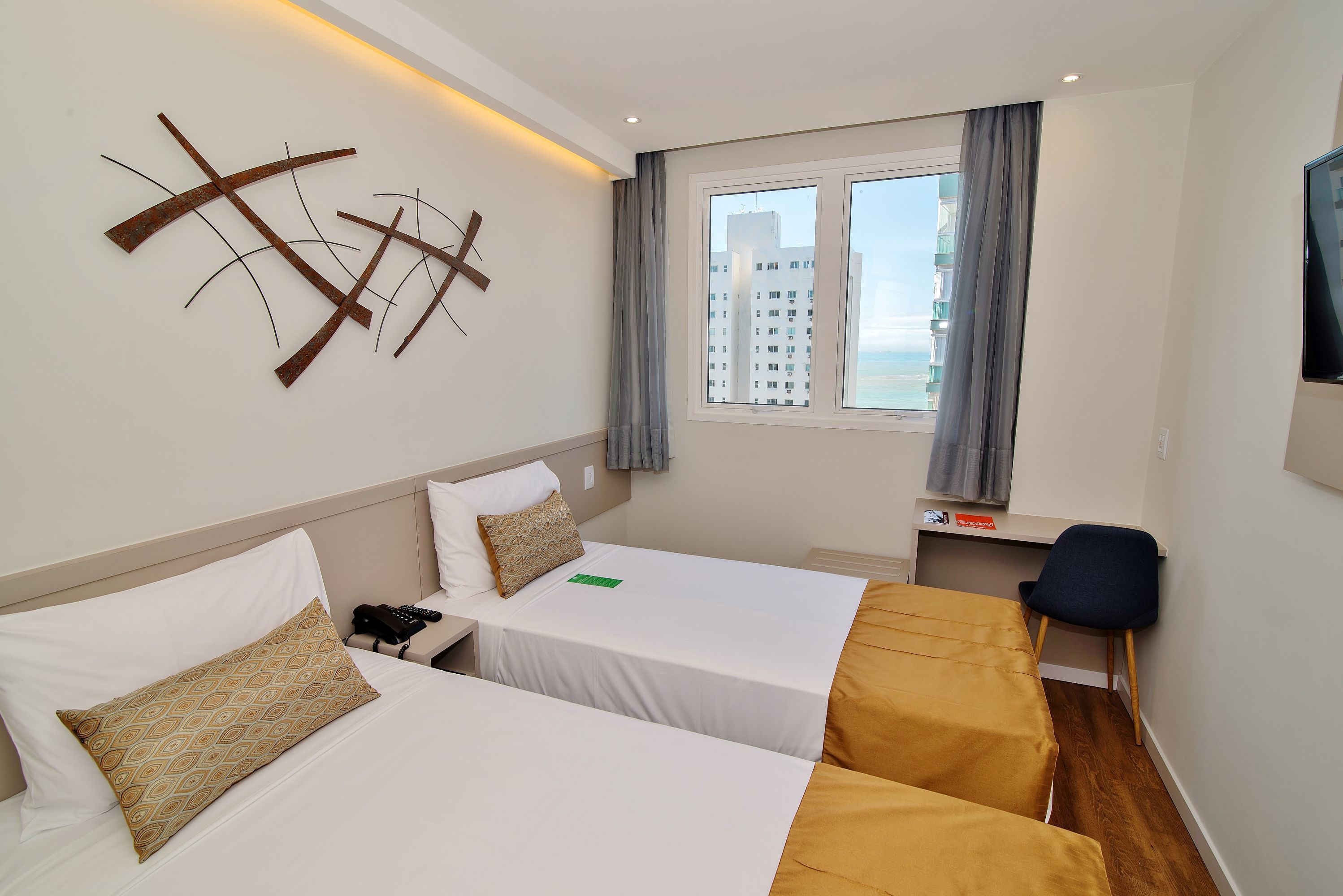 twin room | minibar, in-room safe, desk, soundproofing