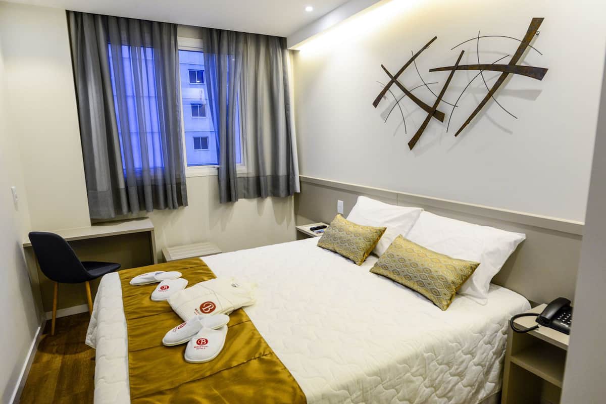 double room | minibar, in-room safe, desk, soundproofing