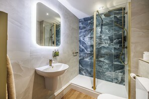 Junior Double Room - The Thomas Paine (Thetford)