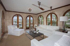 Luxury Villa, 5 Bedrooms, Ocean View (Villa Letizia, 11 Palm Avenue) | Living room | TV, iPod dock