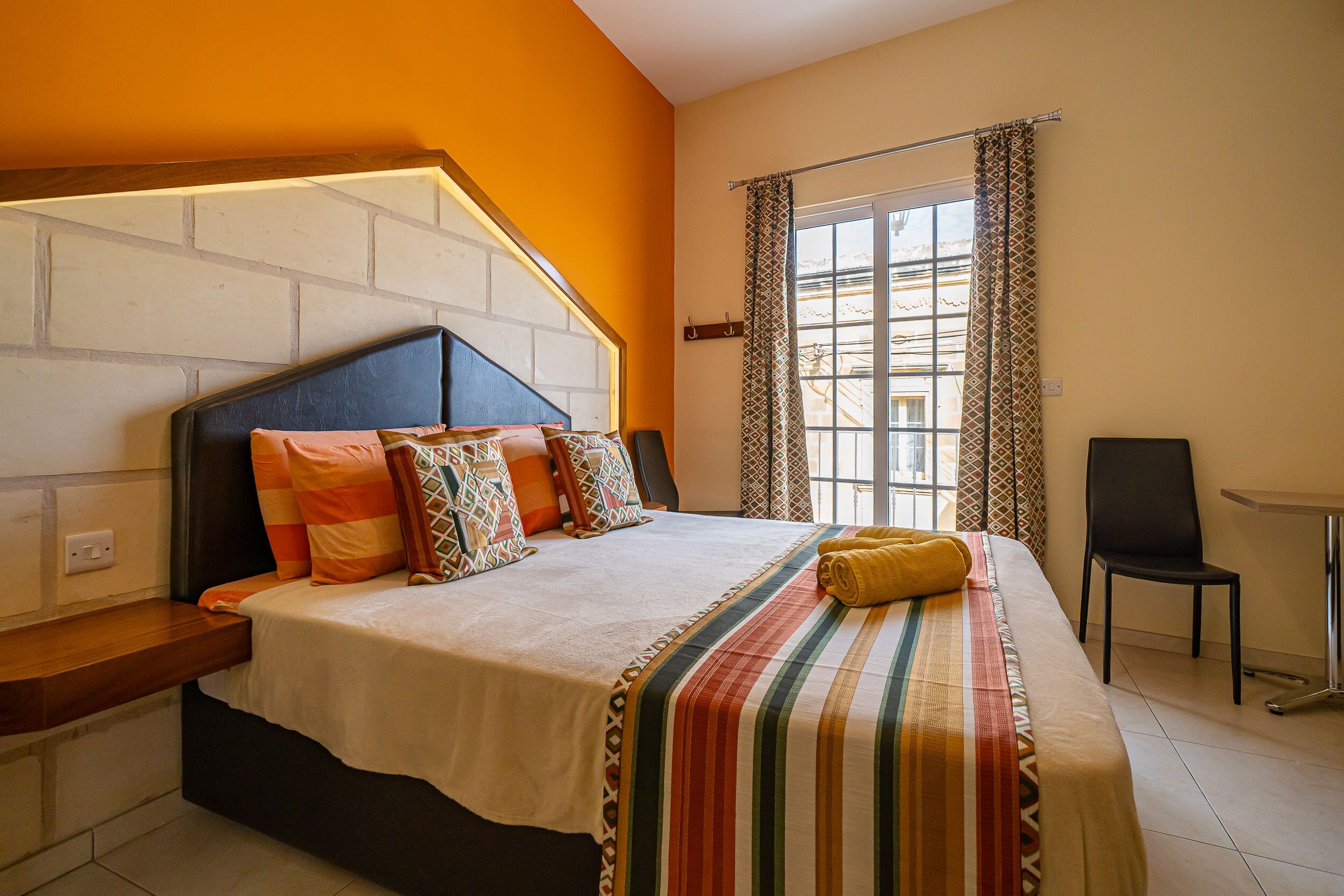 double room | 1 bedroom, in-room safe, iron/ironing board, free wifi