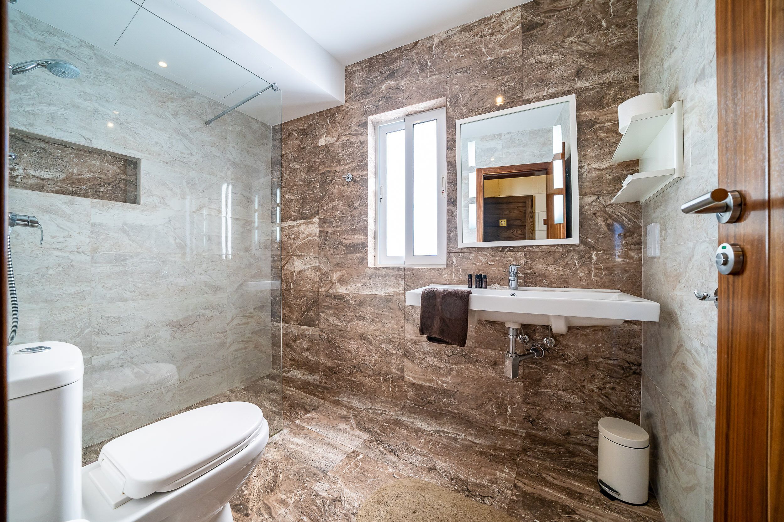 superior room, terrace | bathroom | shower, free toiletries, hair dryer, towels