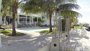 Property entrance - 5 Bedroom Homes in Miami by TMG (Miami)
