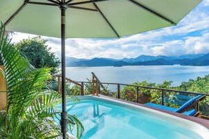 Master Sunset Suite | Terrace/patio