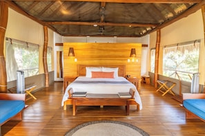 Master Sunset Suite