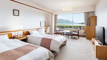 Western Style Room, Ocean view | In-room safe, free WiFi, bed sheets