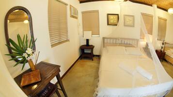 Espace de travail pour ordinateur portable, draps fournis