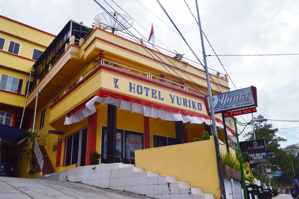 Yuriko Hotel