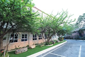 Exterior - Piccolo House (Suphan Buri)