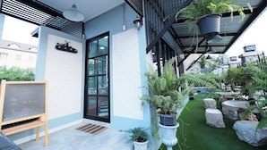 Coffee shop - Piccolo House (Suphan Buri)