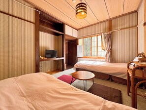 Twin Room, Shared Bathroom - Pension Rantanrirun (Hakuba)