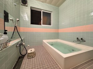 Baño termal público