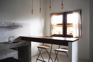 Private kitchen - Nanan House Hostel (Chiang Mai)