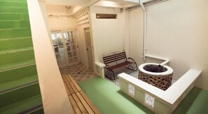 淋浴设施、免费洗浴用品、毛巾