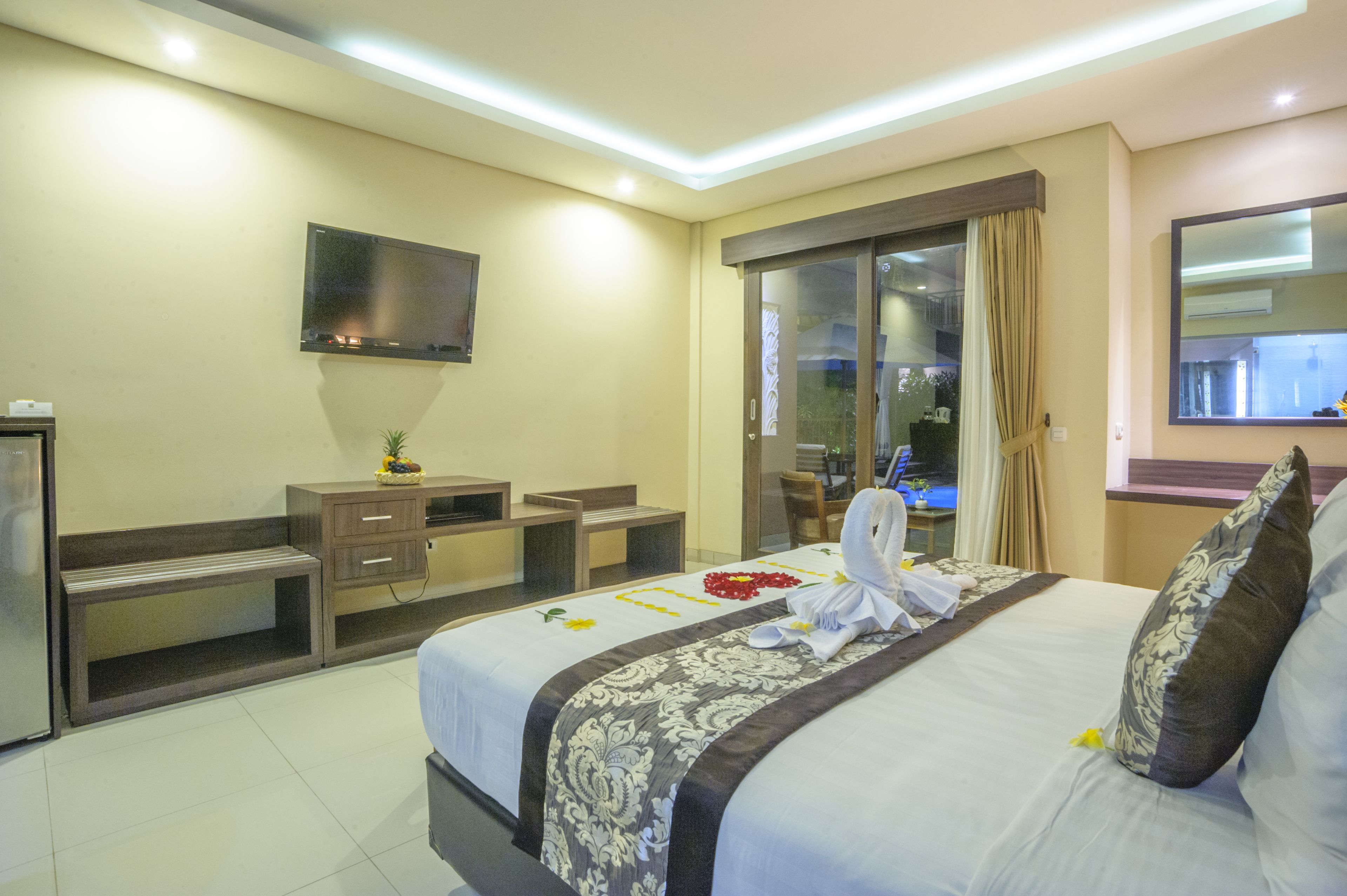 in-room safe, desk, blackout curtains, iron/ironing board