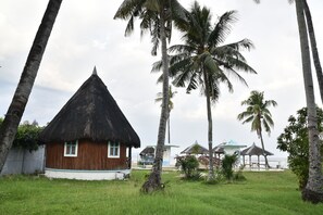 Lits pliants/supplémentaires, draps fournis