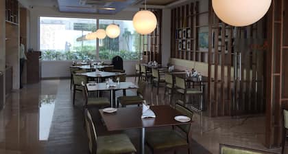 Lemon Tree Hotel, Sector 60, Gurugram