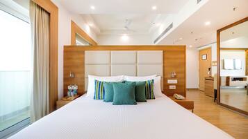 Executive-Suite, 1 Schlafzimmer | Zimmersafe, Schreibtisch, Verdunkelungsvorhänge, Bügeleisen/Bügelbrett