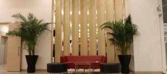 Red Fox by Lemon Tree Hotels, Sector 60, Gurugram