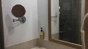 Ducha, cabezal de ducha tipo lluvia, artículos de tocador gratuitos