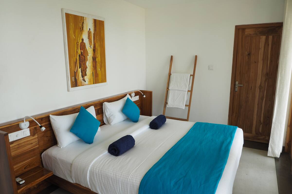 Cortinas blackout, cunas, camas plegables/adicionales y wifi gratis 