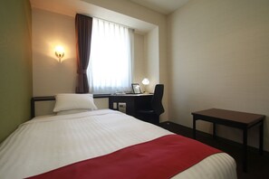 Single Room | In-room safe, free WiFi - Fukuoka Sunpalace Hotel & Hall (Fukuoka)