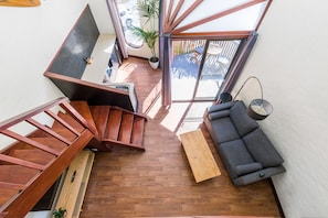 Living area - Aquarius Backpacker Resort (Byron Bay)