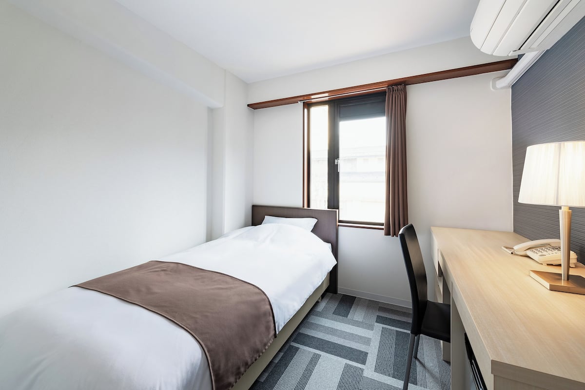Single Room, Non Smoking | Free WiFi