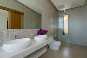 Bathroom - The Ridge Villa 7 (Koh Samui)