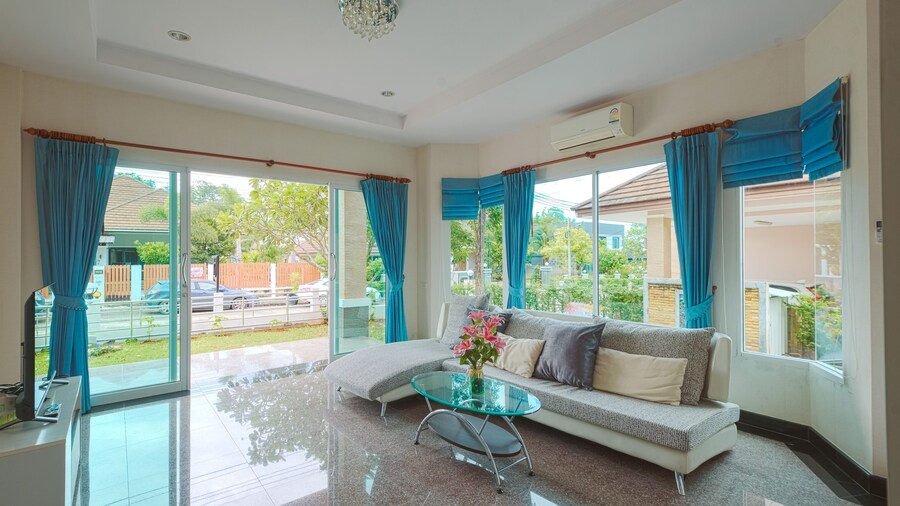 June Pool Villa