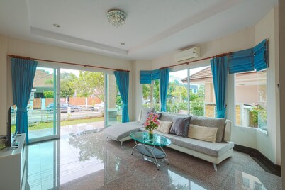 June Pool Villa