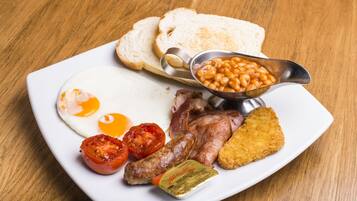 Se ofrece un desayuno a la carta todos los días (por un coste adicional)