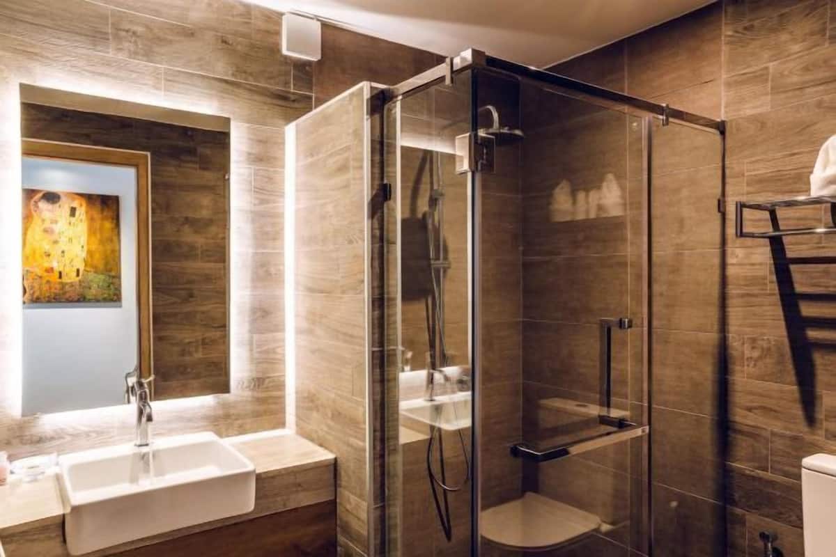 Bathroom | Shower, free toiletries, hair dryer, bathrobes