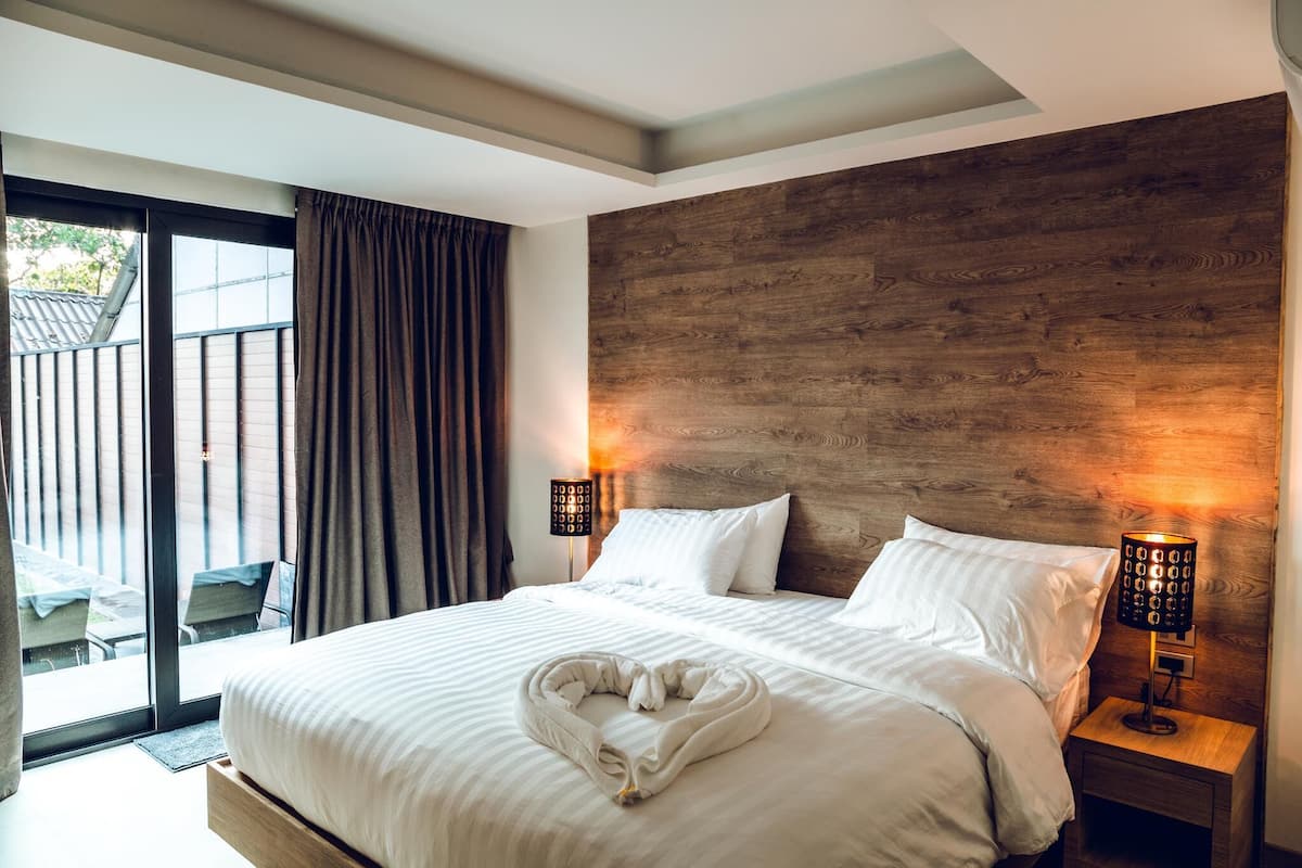 Coffres-forts dans les chambres, bureau, chambres insonorisées