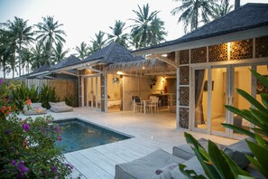 Outdoor pool - Villas Edenia (Gili Trawangan)