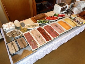 Breakfast area - Hali Country Hotel (Hali)