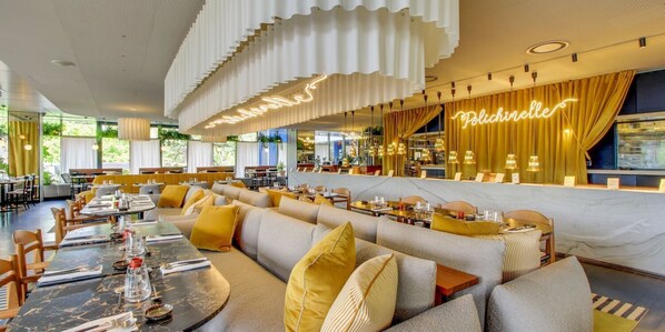 Daily buffet breakfast (EUR 15 per person) - Yooma Urban Lodge Tour Eiffel (Paris)