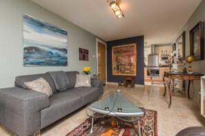 Apartment, 1 Bedroom | Living room - Giant Serviced Apartments Adelaide St (Belfast)