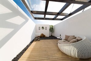 Deluxe Suite | Terrace/patio