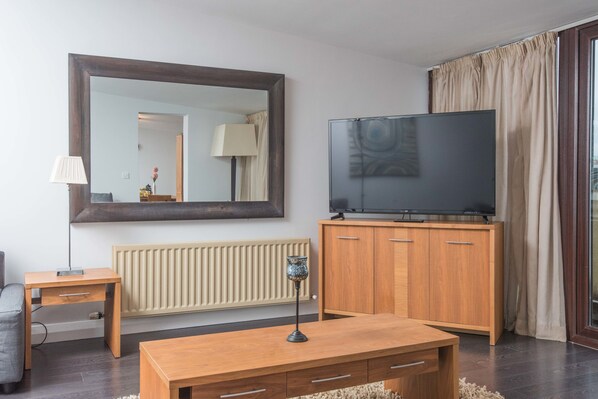 Living room - Giant Serviced Apartments Alfred St (Belfast)