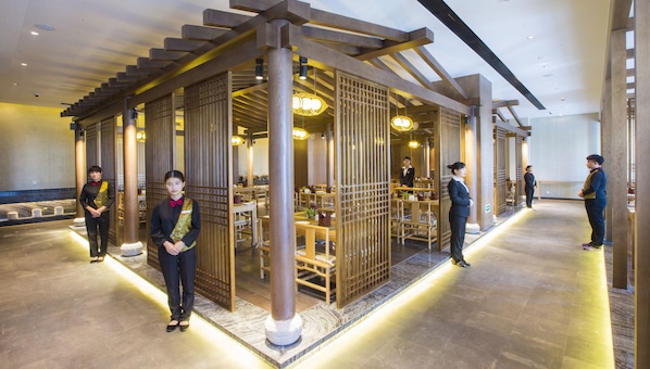 3 Restaurants; Frühstück, Mittagessen und Abendessen werden serviert