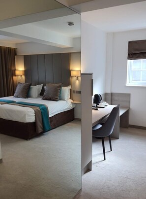 Deluxe Twin Room | 1 bedroom, desk, iron/ironing board, free WiFi - Remont Oxford Hotel (Oxford)